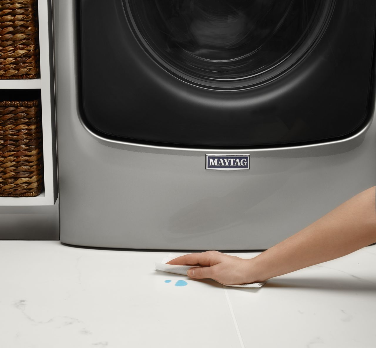 What to Do If Your Washing Machine Leaves Lint On Clothes – BonPrix  Électroménagers